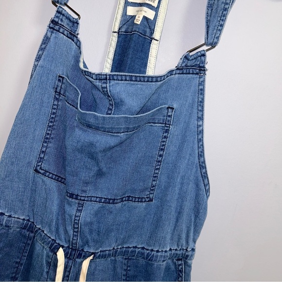 Denim Blue Women's Jumpsuit - Picture 4 of 5